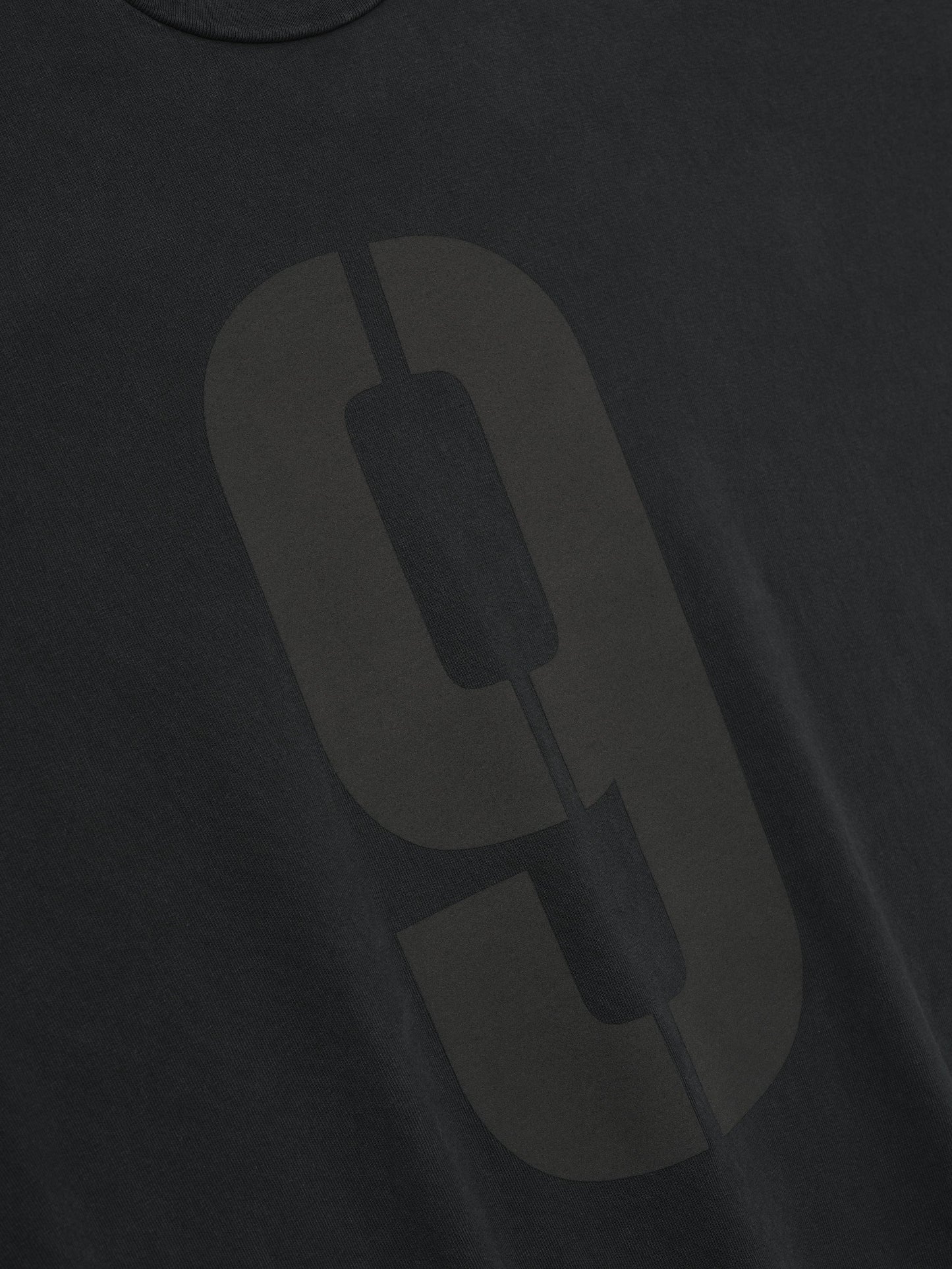 9 Long Sleeve Tee